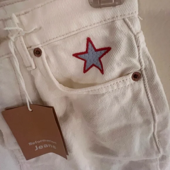 Reformation Hi Rise Wide Leg White Jeans with Stars NWT Size 24 - Picture 6 of 6